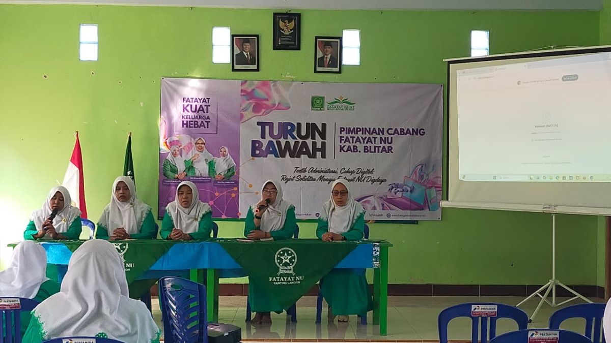 PAC FATAYAT NU PONGGOK : Turba PC Fatayat NU Kabupaten Blitar Perkuat Kapasitas Kader melalui Pelatihan Media dan Litbang di Kecamatan Ponggok